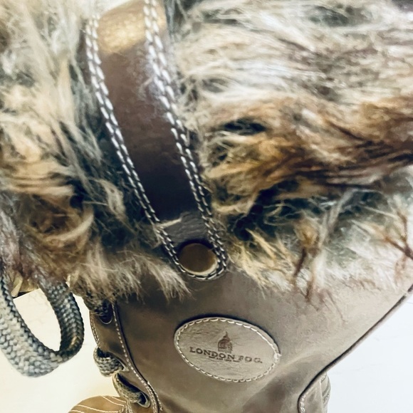 LONDON FOG Women’s Melton Duck Boots - Picture 9 of 13